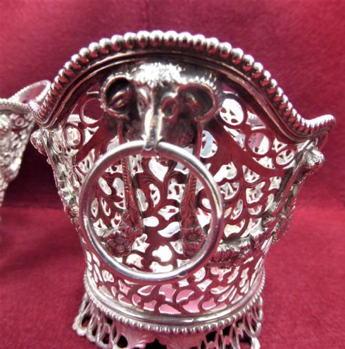 SOLID SILVER PAIR OF BASKETS 1913 - ADDITIONAL PHOTO 1