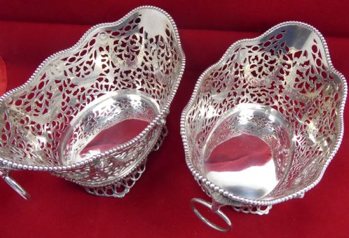 SOLID SILVER PAIR OF BASKETS 1913 - ADDITIONAL PHOTO 18