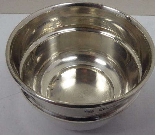 SOLID SILVER TEA STRAINER 1936 - ADDITIONAL PHOTO 3