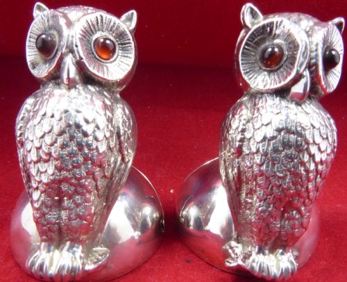 SOLID SILVER DOUBLE HEADED OWL MENU HOLDER 1906 - ADDITIONAL PHOTO 1