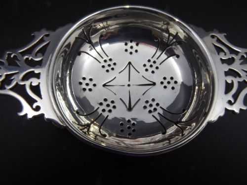 SOLID SILVER TEA STRAINER 1958 - ADDITIONAL PHOTO 1