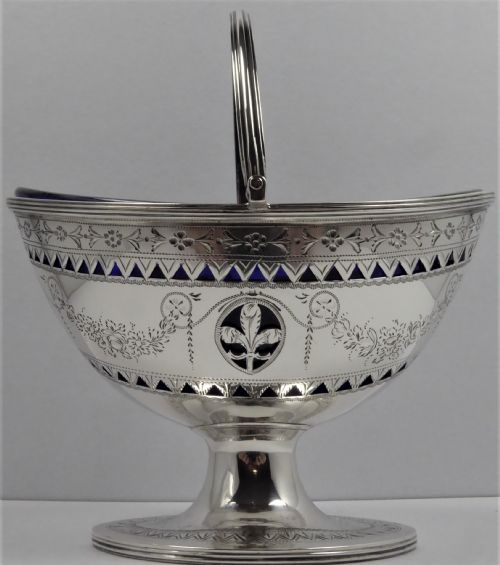 SOLID SILVER BASKET LONDON 1913 - ADDITIONAL PHOTO 3