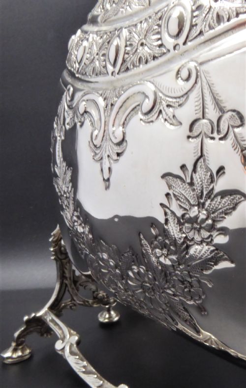 SOLID SILVER BISCUIT BOX 1900'S - ADDITIONAL PHOTO 11