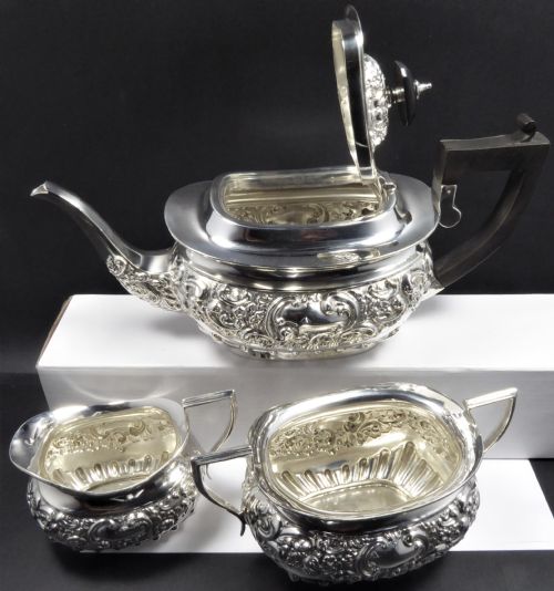 STUNNING SOLID SILVER 3 PCE TEA SET 1902 - ADDITIONAL PHOTO 2