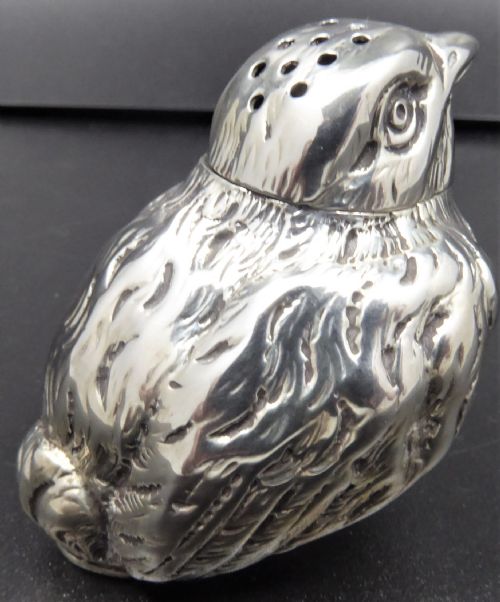 RARE CHICK PEPPER POT LONDON 1882 - ADDITIONAL PHOTO 6