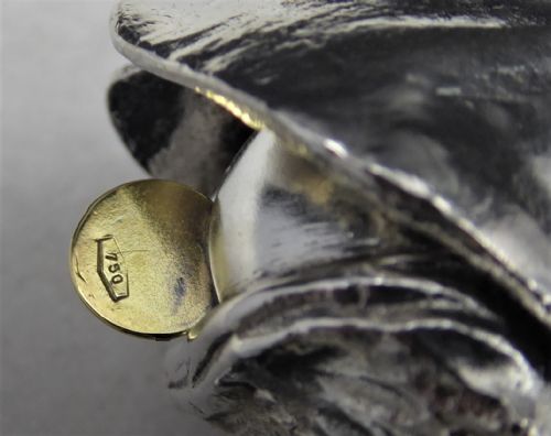 EXTREMLY RARE IF NOT UNIQUE SOLID SILVER MAN SQUATTING WITH GOLD COIN 18K - ADDITIONAL PHOTO 16
