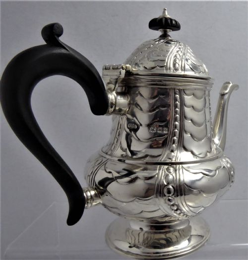 SOLID SILVER BATCHELORS TEA POT 1925 - ADDITIONAL PHOTO 1
