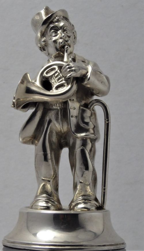 solid cast silver musician - CATEGORY: ANTIQUE SILVER - DATED 1960