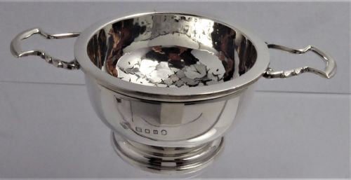 solid silver tea strainer and bowl 1935 - CATEGORY: ANTIQUE SILVER - DATED 1930