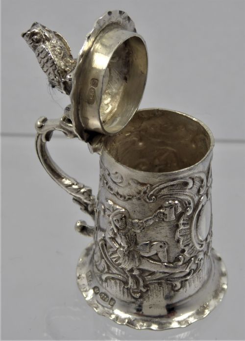 SOLID SILVER CHESTER MINIATURE TANKARD 1907 - ADDITIONAL PHOTO 1