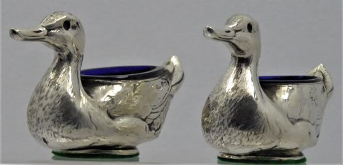 PAIR OF EDWARDIAN DUCK SALTS 1910 - ADDITIONAL PHOTO 1
