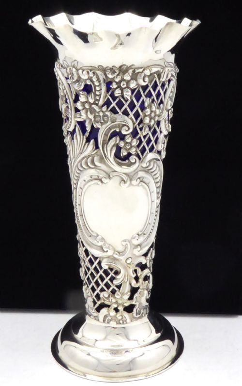 STUNNING SILVER VICTORIAN VASE 1893 - ADDITIONAL PHOTO 2