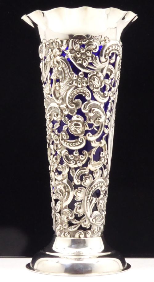 STUNNING SILVER VICTORIAN VASE 1893 - ADDITIONAL PHOTO 1
