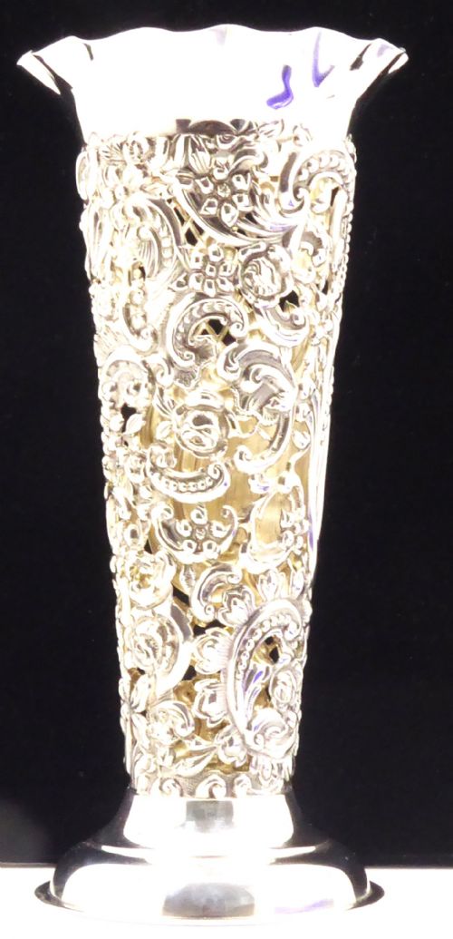 STUNNING SILVER VICTORIAN VASE 1893 - ADDITIONAL PHOTO 5