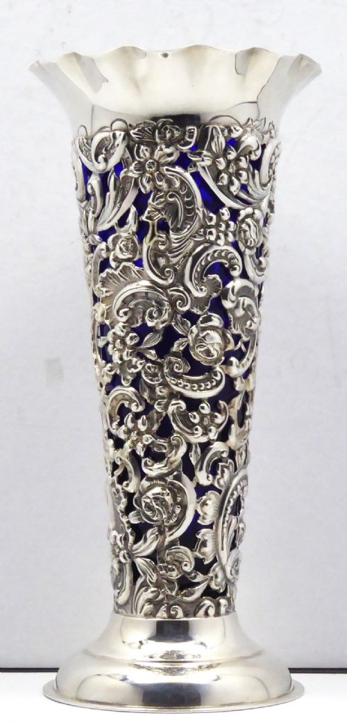 STUNNING SILVER VICTORIAN VASE 1893 - ADDITIONAL PHOTO 7