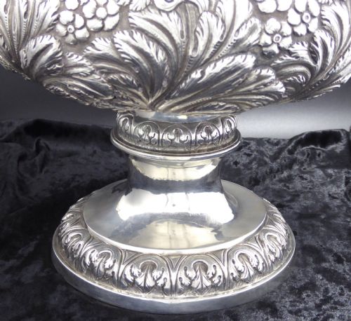 MASSIVE IRISH DUBLIN SILVER GEORGIAN WINE COOLER - ADDITIONAL PHOTO 2