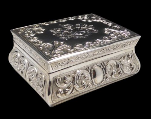MAPPIN AND WEBB TABLE SNUFF BOX 1895
