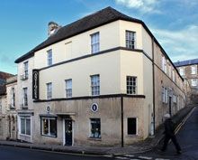 Moxhams Antiques