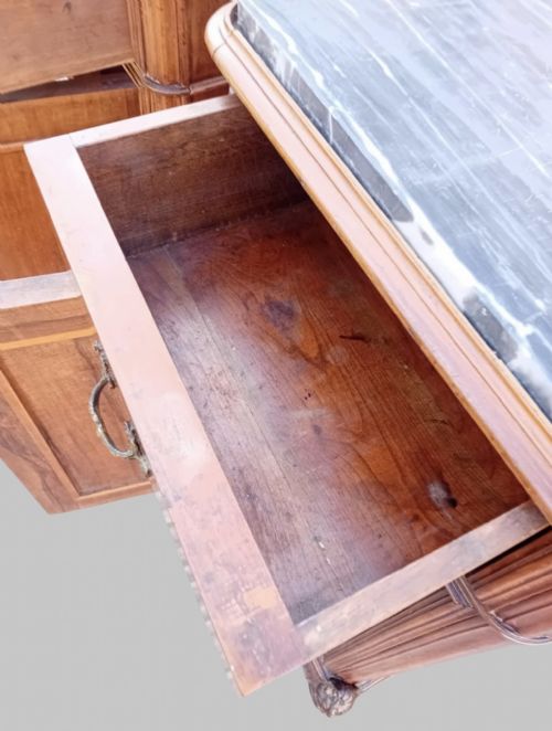 PAIR OF FRENCH WALNUT BELGIAN SAINTEANNE MARBLE BEDSIDE CABINETS - ADDITIONAL PHOTO 5