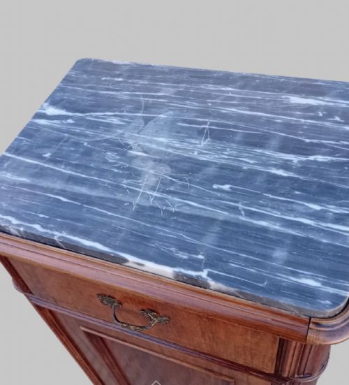 PAIR OF FRENCH WALNUT BELGIAN SAINTEANNE MARBLE BEDSIDE CABINETS - ADDITIONAL PHOTO 8