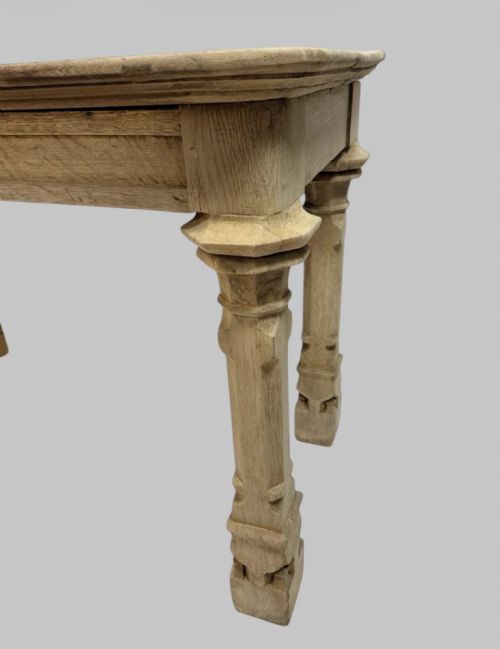 EARLY 19TH CENTURY BLEACHED OAK GOTHIC TABLE - ADDITIONAL PHOTO 3
