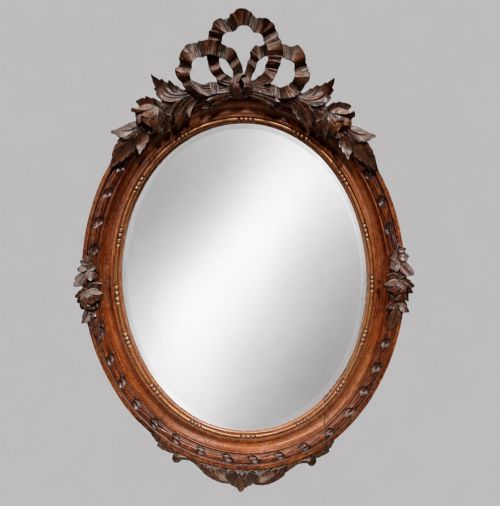 A Finely Carved Attractive Late 19thc Oval Wall Mirror