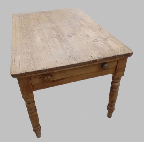 Late 19th-century Pine Farmhouse Table with Drawer Circa 1880–1900
