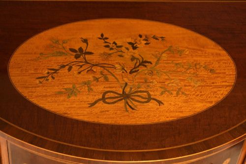 A QUALITY VICTORIAN MAHOGANY INLAID SERPENTINE COMMODE BY EDWARDS AND ROBERTS - ADDITIONAL PHOTO 1