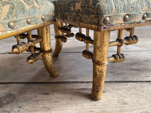 A LOVELY PAIR OF MID 19TH CENTURY FAUX BAMBOO GILTWOOD STOOLS - ADDITIONAL PHOTO 8