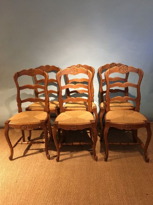 Set of 6 Oak Chairs