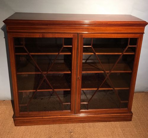 Edwardian Mahogany 2 Door Bookcase