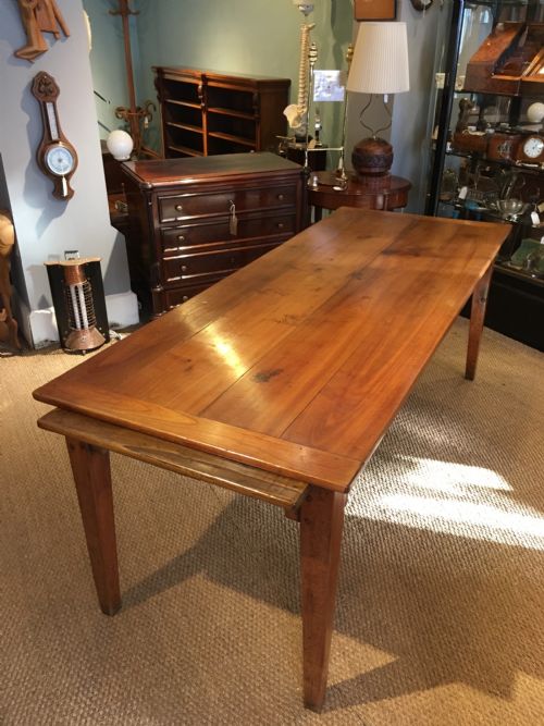 Farmhouse Table / Dining Table / Kitchen Table