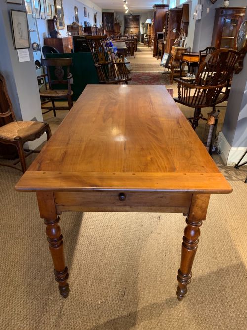 Farm Table 1.9 Meters