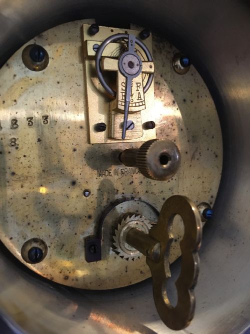 fig 1. 1920’s MANTEL CLOCK 