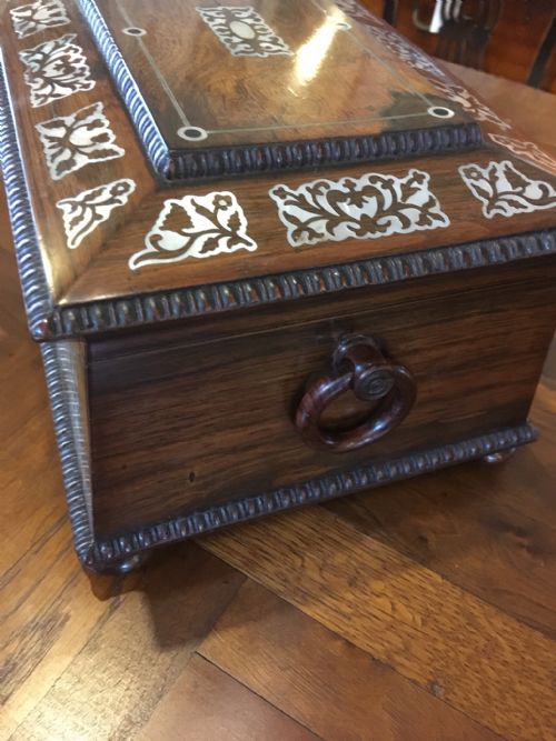 fig 3. ROSEWOOD JEWELLERY BOX