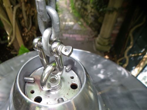 fig 4. ALUMINIUM AIRCRAFT HANGER LAMP