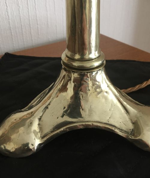 fig 2. ARTS AND CRAFTS TABLE LAMP