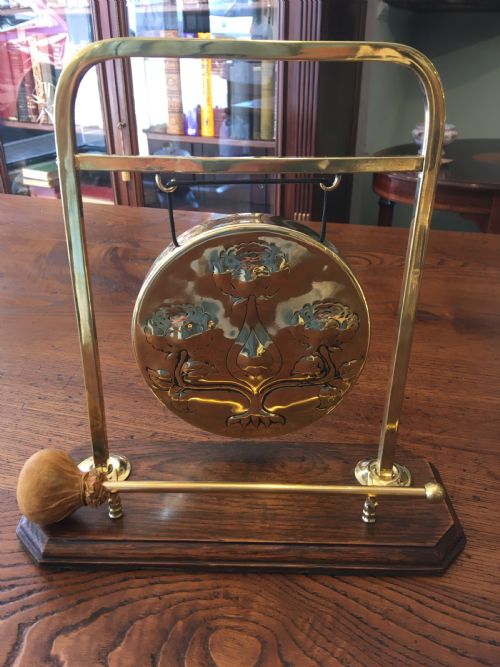 Arts and Crafts Table Gong