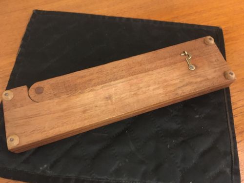 fig 3. EDWARDIAN THREE PLAYER INLAID CRIBBAGE BOARD