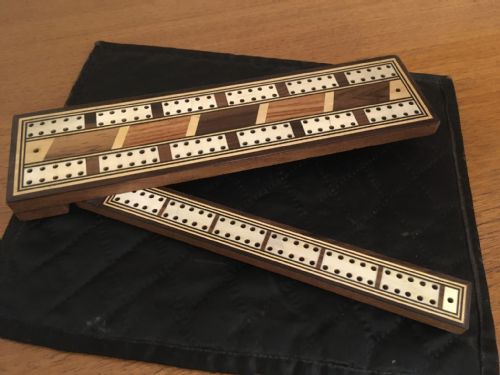 fig 4. EDWARDIAN THREE PLAYER INLAID CRIBBAGE BOARD