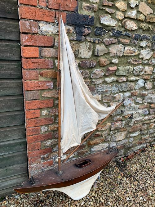 Antique Pond Yacht 4ft Long
