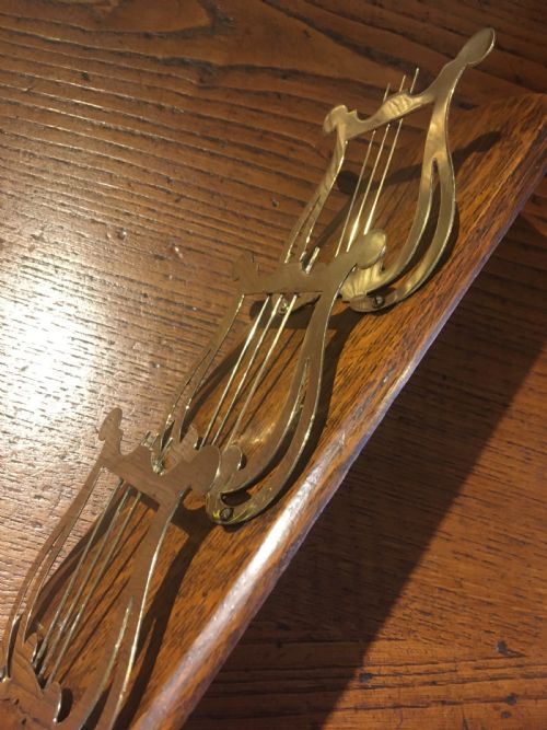 fig 1. BRASS WALL MOUNTING LETTER RACK