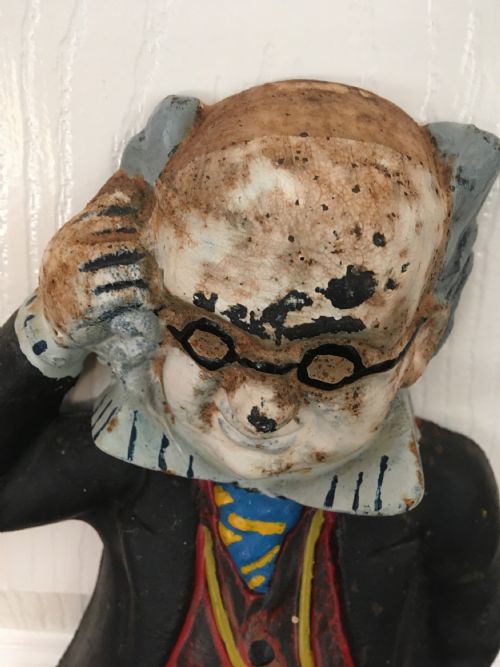 fig 1. MR PICKWICK DOOR STOP