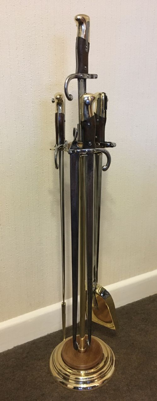 Gras Bayonet Fireside Companion Set