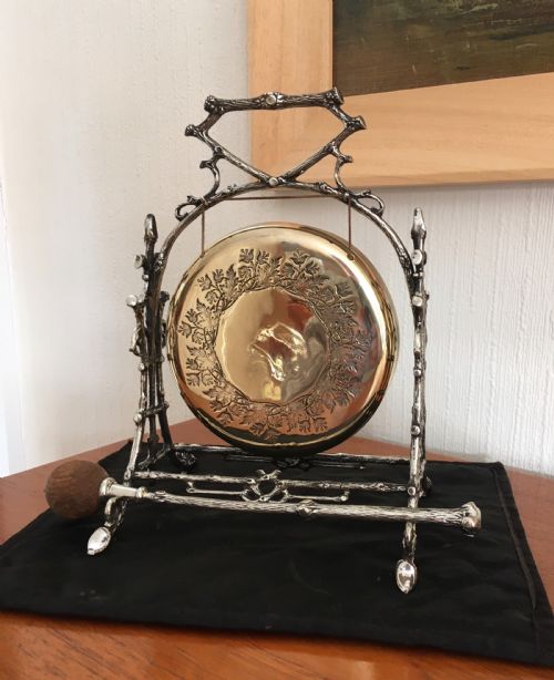 Arboresque Table Gong