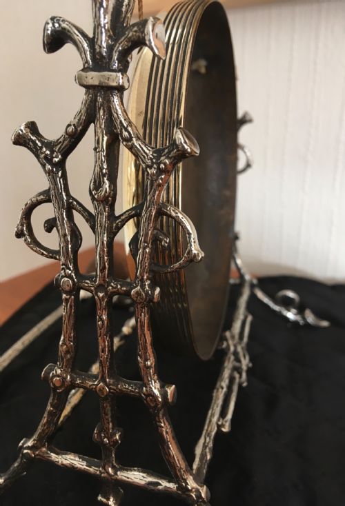 fig 2. ARBORESQUE TABLE GONG