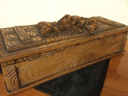 fig 5. BLACK FOREST TABLE OR JEWELLERY  BOX