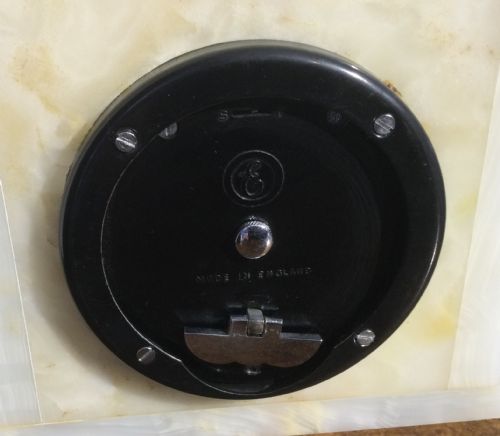 fig 5. ART DECO MANTEL CLOCK