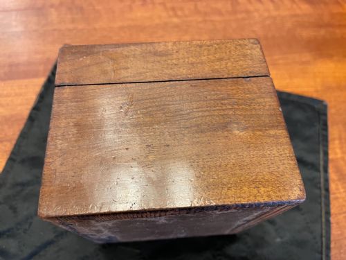 fig 4. TUNBRIDGEWARE MONEY BOX