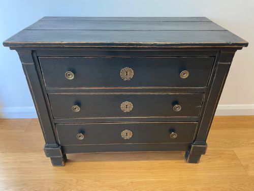 Painted 18th Century Commode / Chest of Drawers